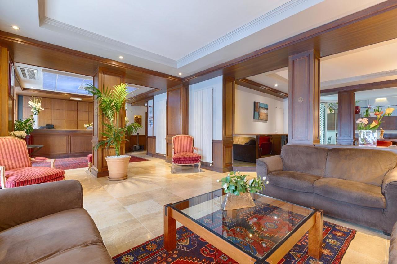 Hotel Apollinaire Parigi