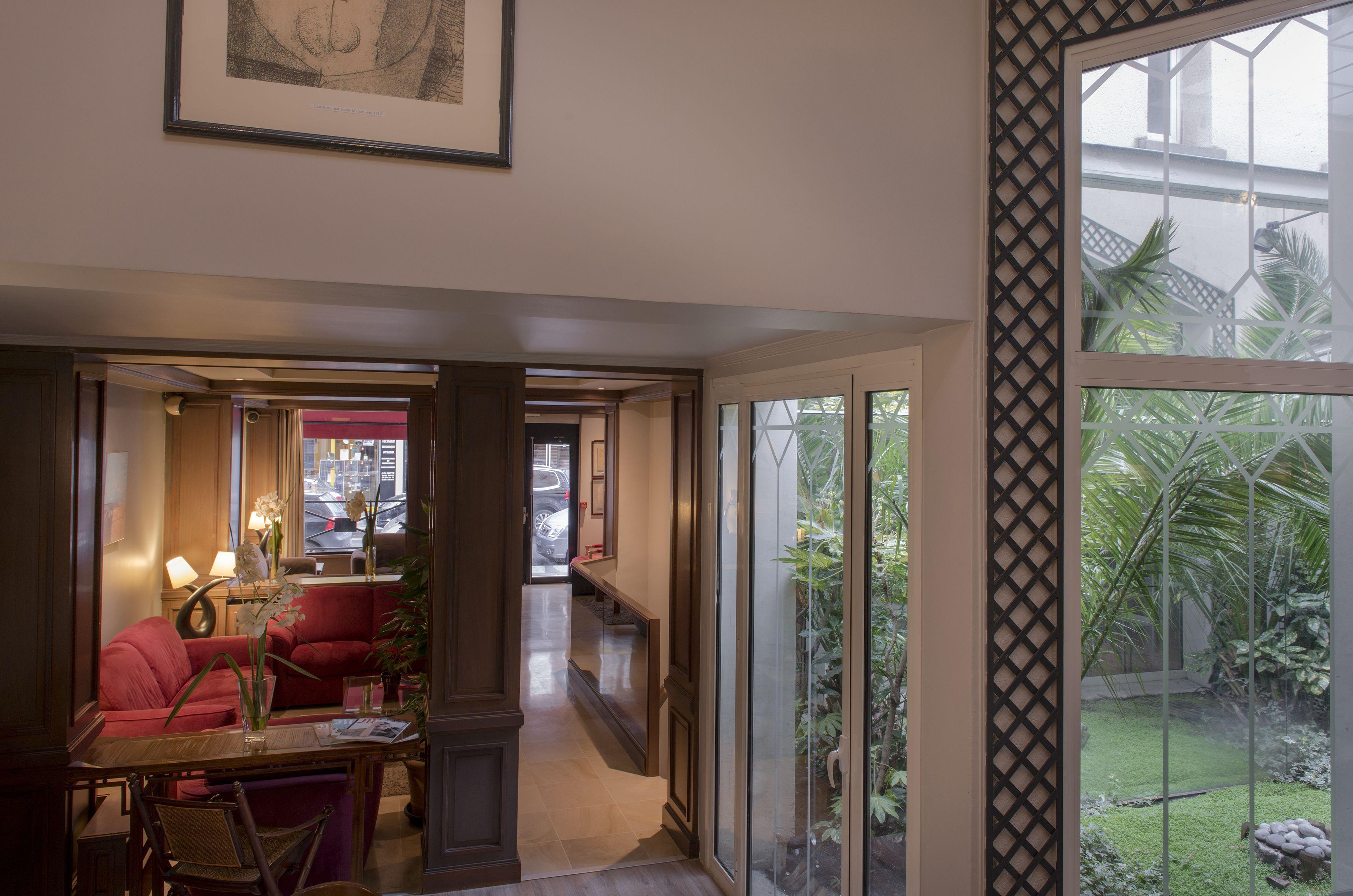 Apollinaire Hotel 3*